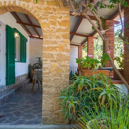 Ξενοδοχείο με διαμερίσματα Augusto Capoliveri (Isola d'Elba)