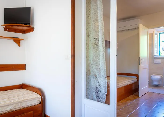 Augusto Aparthotel 4*