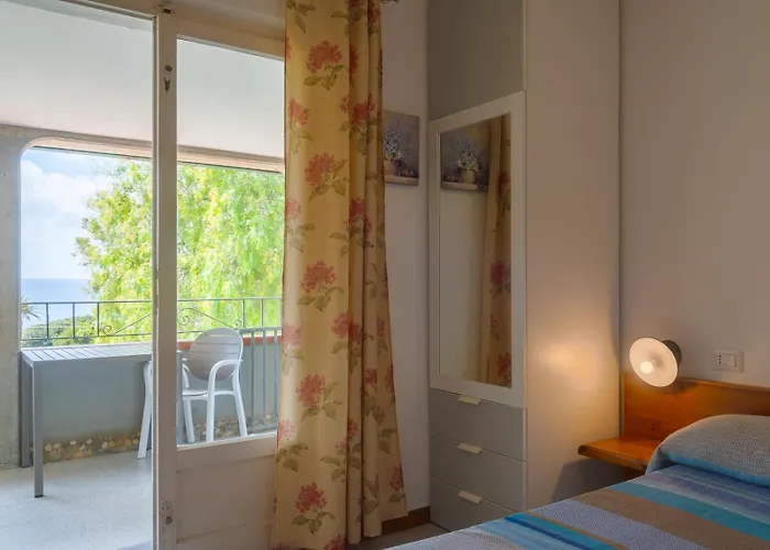 Aparthotel Augusto 4*